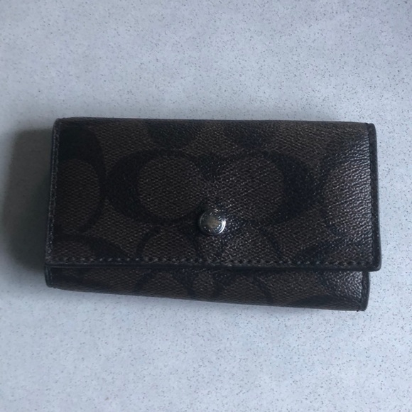 Coach Accessories - Coach 5 Key ring Holder